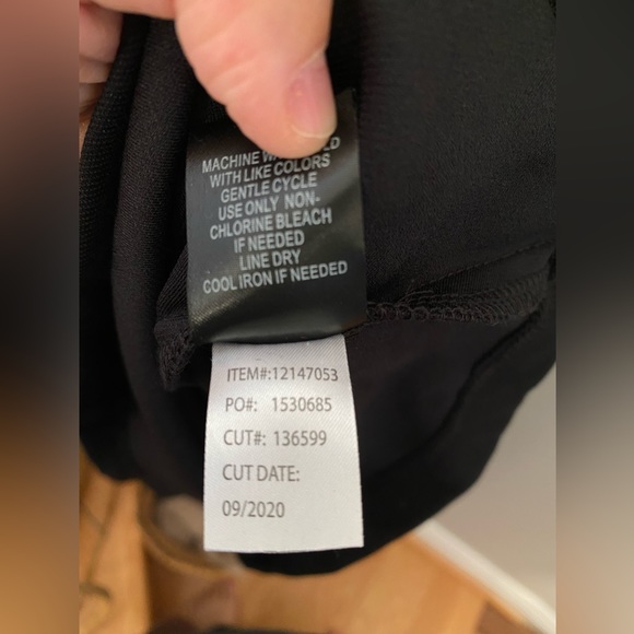 Luxurious Satin Collar Midi Tuxedo Dress Size 12 - Picture 9 of 11